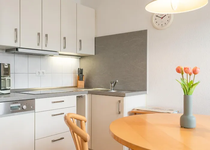 Apartment 383, Seepark